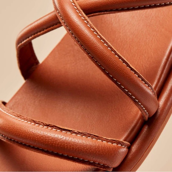 Olukai Tiare leather strappy sandal in Fox - Picture 4 of 15